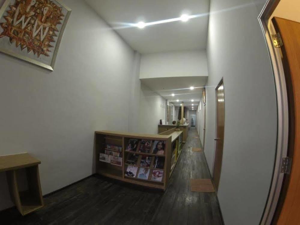 Spot On 90236 Zigzag Travellers Home Kuala Lumpur Exterior photo
